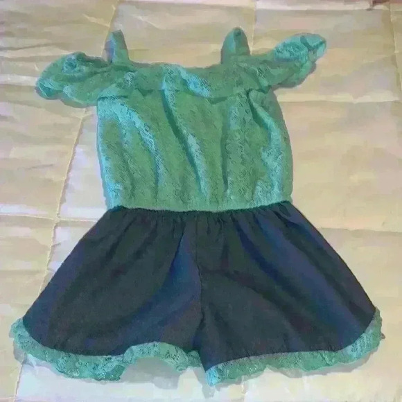 Girls romper size 10 - Picture 3 of 4